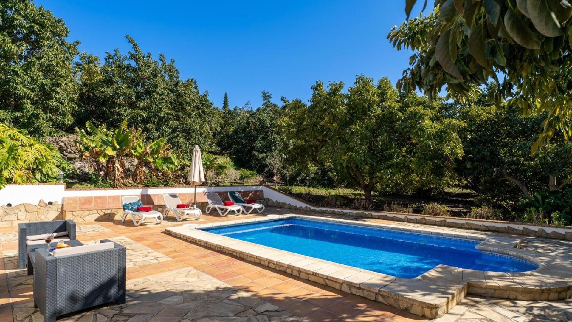 Mit Privatpool Fuer 4 Personen Ca 85 M In Frigiliana, Andalusien Costa Del Sol * Nerja